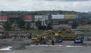 City Gross lokal och byggarbeten på Ikeas parkering framför